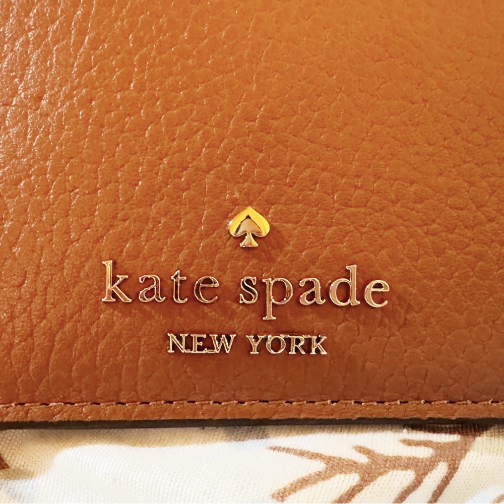Kate Spade Leila Pebbled Leather Wallet - Picture 3 of 5
